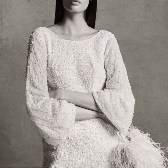 Forever That Girl Kanelle Dress
Beaded Pearl Sequin Mini, Occasion - Picture 6 of 9